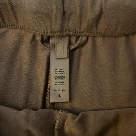 SKIMS relax shorts. Size Small - Picture 2 of 2